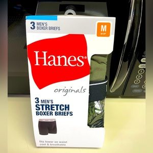 Hanes Men’s Boxer cotton Briefs 3pack, size M 32-34 waist.  3 different colors